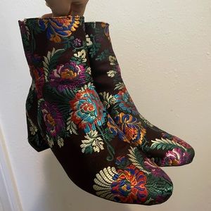 Public Desire Hana Size 8 Worn Once! Original Box